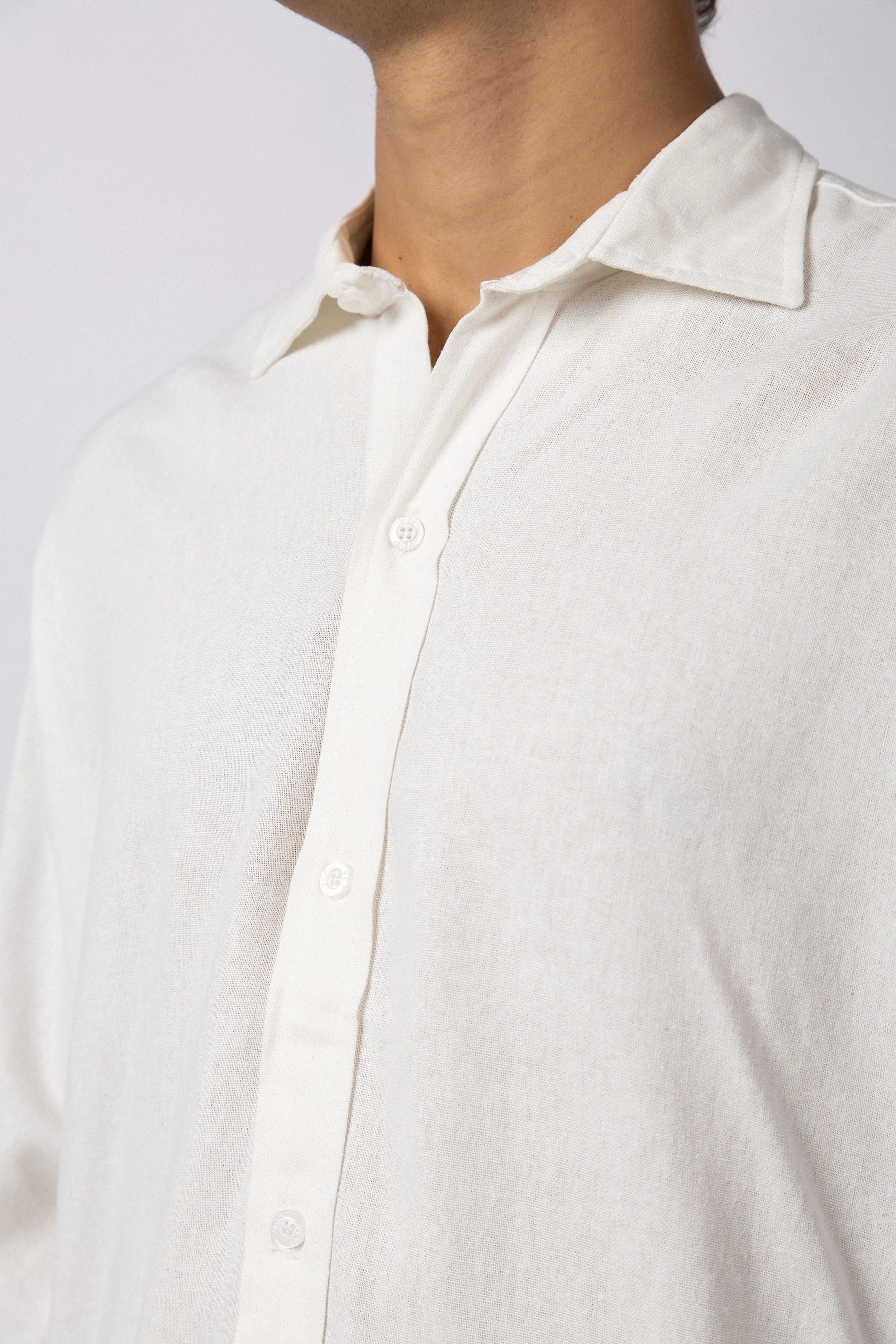 Camisa Manga Larga Lino Raze Blanca - Image 3